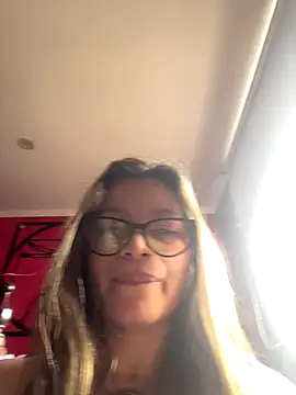 KoraSweett online show from 12.15.25