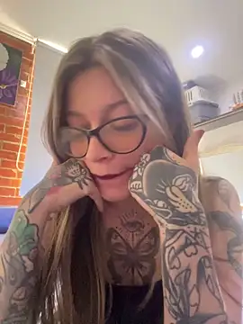 KoraSweett online show from 02.17.26