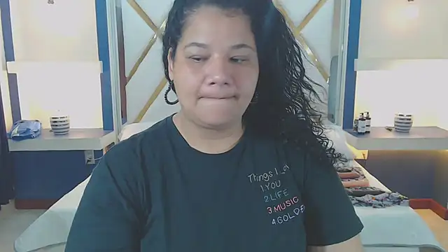 Snapshot of May_fk chatting on 10.24.25 May fk online show from 10.24.25