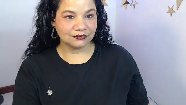 Snapshot of May_fk chatting on 11.01.25 May fk online show from 11.01.25