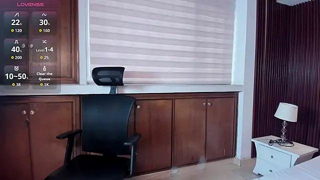 AidaJones online show from 04.08.26