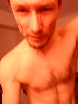 Snapshot of Wilsonn86 chatting on 10.28.25 Wilsonn86 online show from 10.28.25