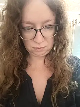 PerpetuaAnastagi online show from 09.30.25