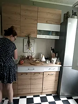 PerpetuaAnastagi online show from 10.08.25