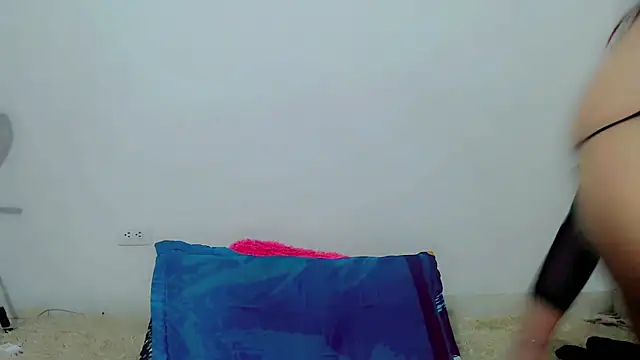 Snapshot of samanthaa_hot_ chatting on 02.24.26 samanthaa hot online show from 02.24.26