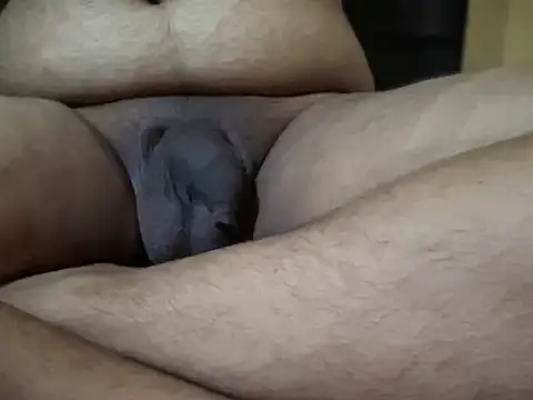 Snapshot of yourchubbyboy chatting on 10.01.25 yourchubbyboy online show from 10.01.25