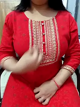 Snapshot of roshni_agrawal0 chatting on 11.07.25 roshni agrawal0 online show from 11.07.25