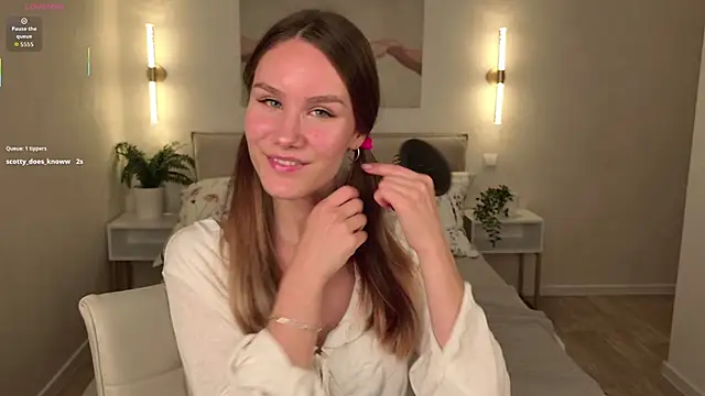  Clare Florence  online show from 10.11.25