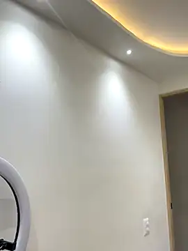 Elie-3 online show from 10.30.25