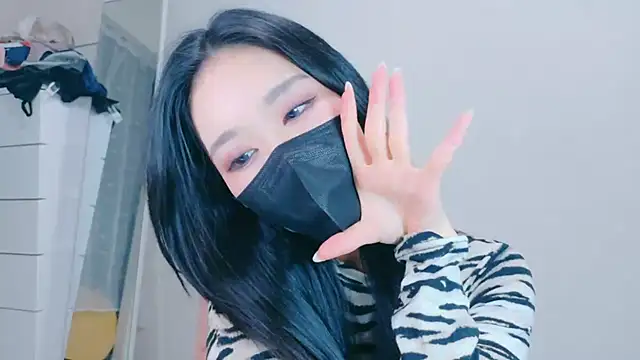 ramuchan desu online show from 11.18.25