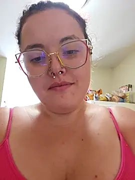 nuttiebuddy1 online show from 09.08.25