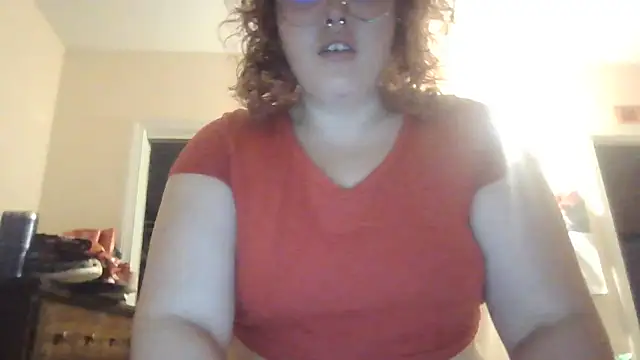 nuttiebuddy1 online show from 10.09.25