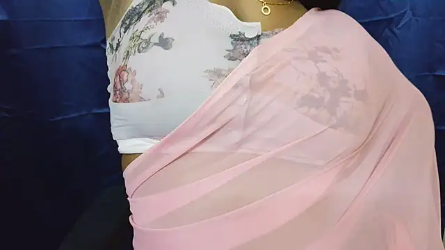 Snapshot of Pavani-Sexy chatting on 06.17.26 Pavani-Sexy online show from 06.17.26