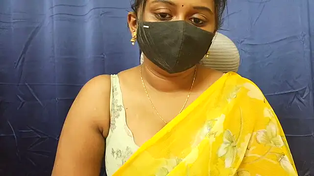Snapshot of Pavani-Sexy chatting on 07.14.26 Pavani-Sexy online show from 07.14.26