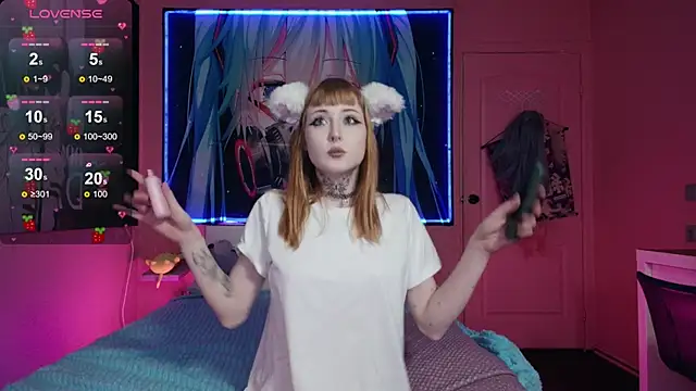 Snapshot of MilkMeSoftly chatting on 09.21.25 MilkMeSoftly online show from 09.21.25