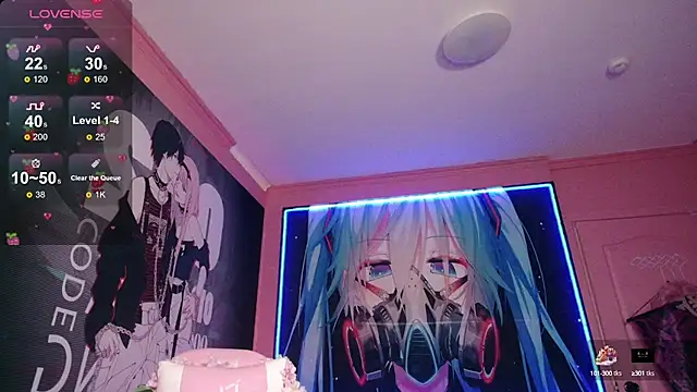 Snapshot of MilkMeSoftly chatting on 09.25.25 MilkMeSoftly online show from 09.25.25