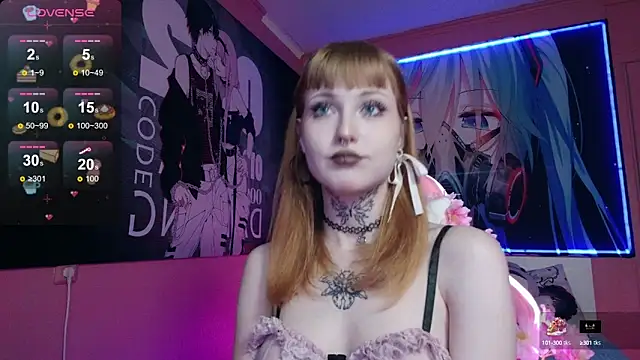 Snapshot of MilkMeSoftly chatting on 10.03.25 MilkMeSoftly online show from 10.03.25