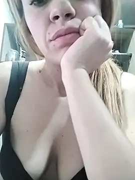 KATA BLONDE online show from 10.17.25