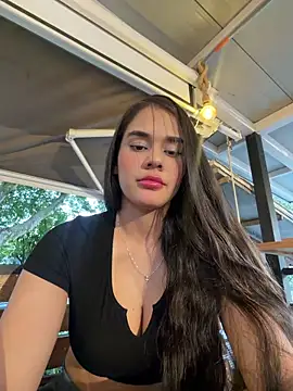 BellaLeclair online show from 03.30.26