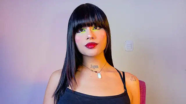 NATASHAA WINZ online show from 12.16.25