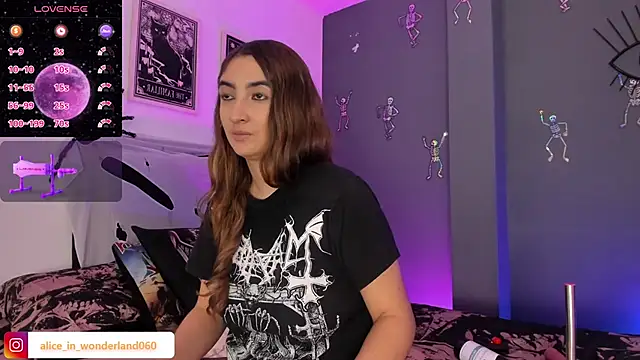 Alice Dickinssonn online show from 10.07.25