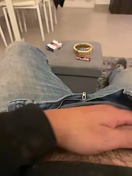 Snapshot of bomber126 chatting on 10.22.25 bomber126 online show from 10.22.25