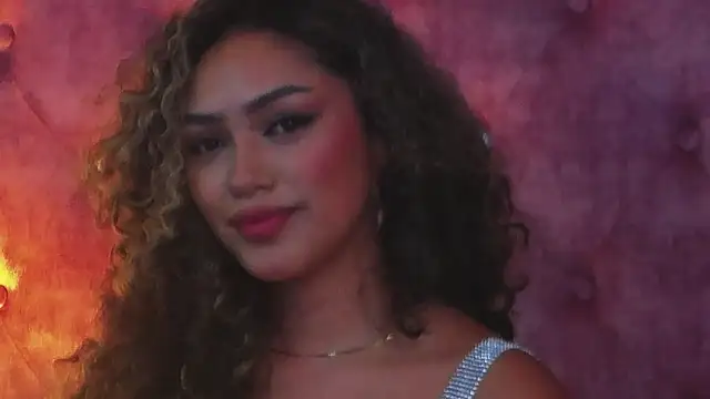 MaddisonBelucci online show from 10.29.25