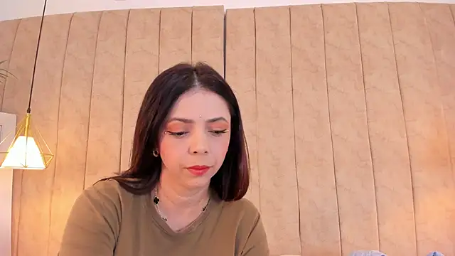 Snapshot of Anantaa_ chatting on 10.10.25 Anantaa  online show from 10.10.25