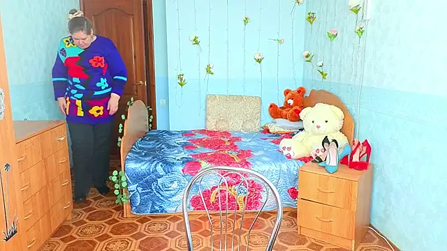 Audrey Aura online show from 10.03.25