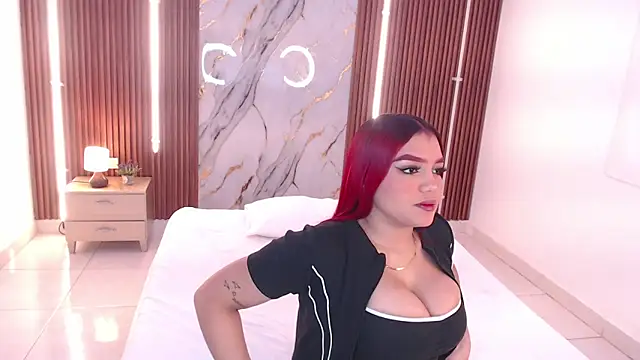 Snapshot of aixa_show chatting on 10.19.25 aixa show online show from 10.19.25