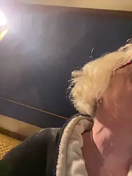 ladyboatlady online show from 11.28.25