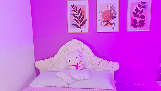 SamantaKane online show from 04.15.26