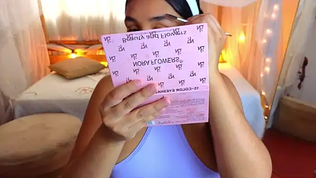 loreaniss online show from 10.21.25