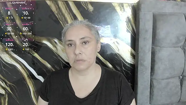 mature gold online show from 09.23.25