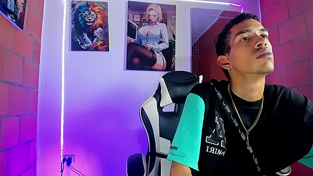 briamhoconor xh online show from 03.10.26