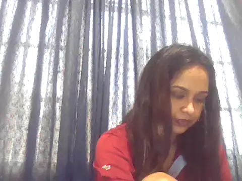 Snapshot of cute_indianxo chatting on 10.05.25 cute indianxo online show from 10.05.25