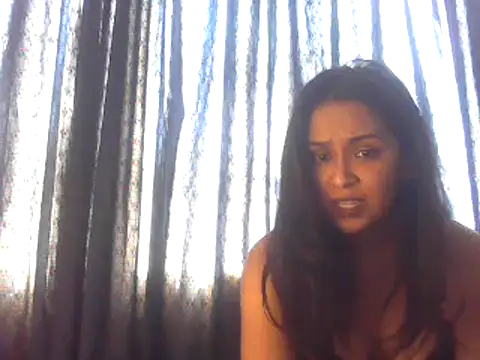 Snapshot of cute_indianxo chatting on 10.08.25 cute indianxo online show from 10.08.25