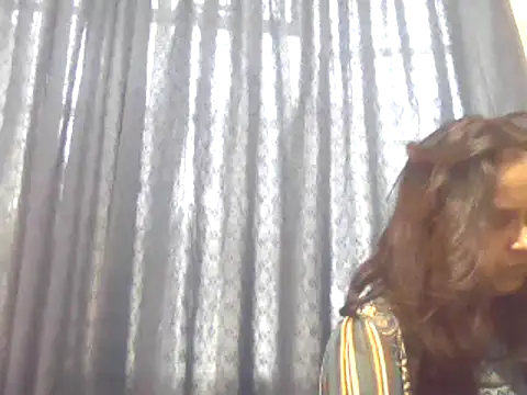 Snapshot of cute_indianxo chatting on 10.15.25 cute indianxo online show from 10.15.25