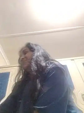 cute indianxo online show from 05.16.26