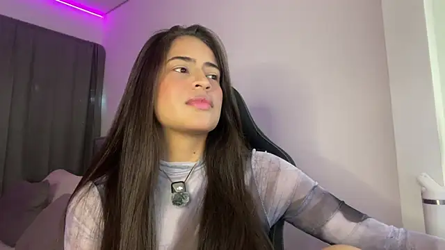 Snapshot of lexie_gray2 chatting on 04.10.26 lexie gray2 online show from 04.10.26