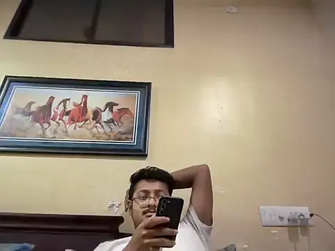 Snapshot of Your_Rohan1 chatting on 10.25.25 Your Rohan1 online show from 10.25.25