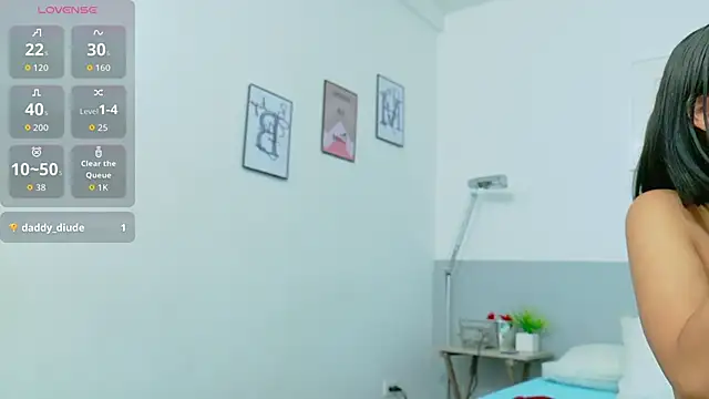 cutepetitee online show from 09.29.25