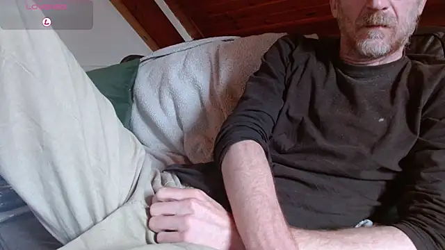 Snapshot of Vrenico-SC chatting on 07.19.26 Vrenico-SC online show from 07.19.26