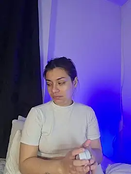 AmaiaSalvatore online show from 01.05.26