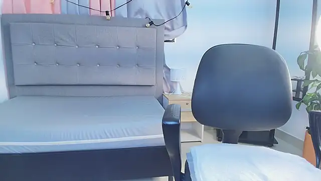 saray reese online show from 09.22.25