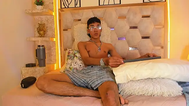 Lucass Blaze online show from 10.29.25