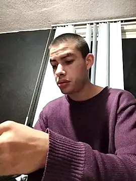 Snapshot of Loveshady981 chatting on 12.16.25 Loveshady981 online show from 12.16.25