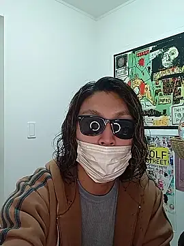 Snapshot of specialz0831 chatting on 10.26.25 specialz0831 online show from 10.26.25