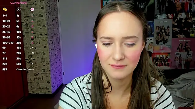 Snapshot of LucyRose3 chatting on 10.02.25 LucyRose3 online show from 10.02.25