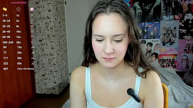 Snapshot of LucyRose3 chatting on 10.17.25 LucyRose3 online show from 10.17.25